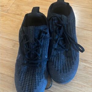 Nike vapormax size 7.5 women (6Y)